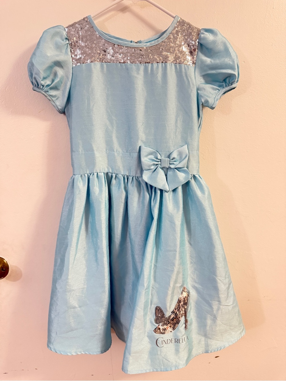 Disney GIRLS CINDERELLA DRESS Med Silver Sequin SLIPPER PRINCESS Blue